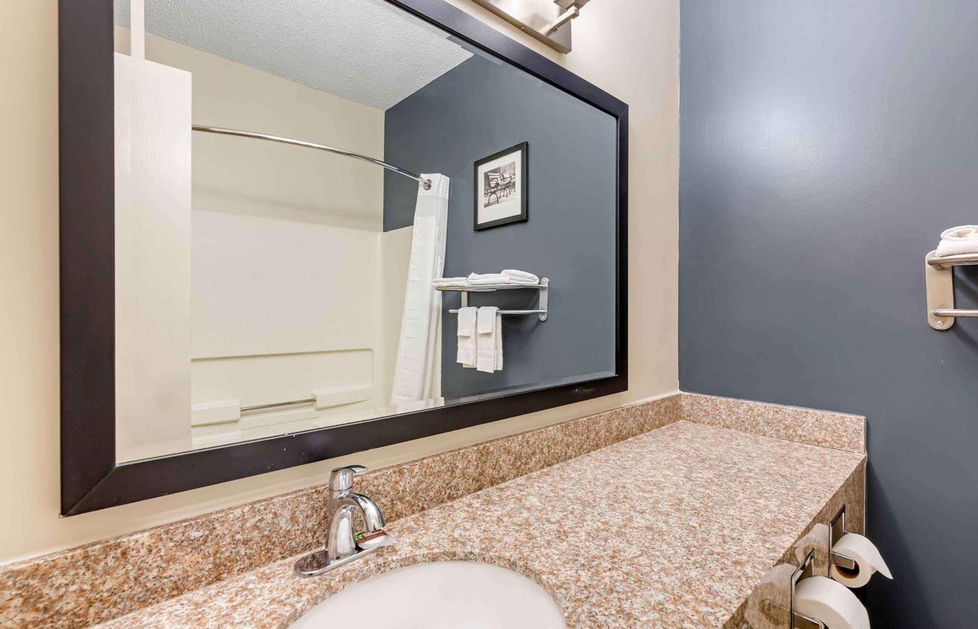 Extended Stay America Suites - Buffalo - Airport Cheektowaga Exterior foto